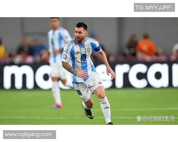 阿根廷足球明星选手的辉煌历程与传奇瞬间回顾